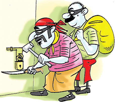 नवीपेठेत चोरी ; सोन्याचे दागिने लांबविले