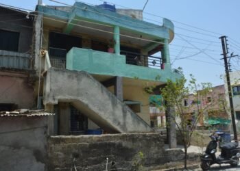 तायडे बंधूंच्या घरावर हल्ला