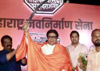 राज ठाकरेंविरोधात गुन्हा दाखल