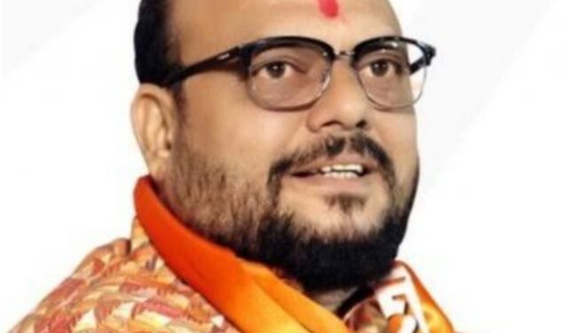 राज ठाकरे यांच्यावर ना.पाटील यांची टीका