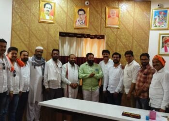 अखेर मुक्ताईनगर नगरपंचायत फोटो वाद मिटला