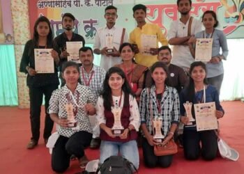 गरुड महाविद्यालयाचे युवारंग स्पर्धेत नेत्रदीपक यश