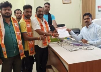 घरकुल लाभार्थ्यांचे पैसे मिळण्या संदर्भात निवेदन