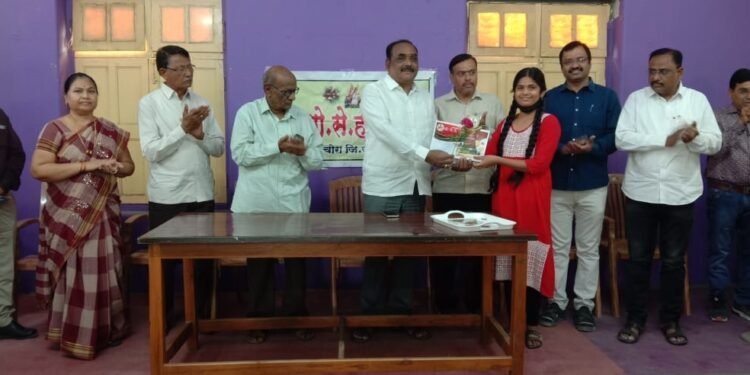 गो से हायस्कूल मध्ये रंगोत्सव-२०२२ रंगभरण स्पर्धा