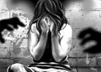 अल्पवयीन विद्यार्थिनींचा विनयभंग ; संशयित आरोपी अटक