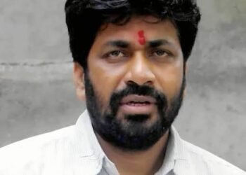 अखेर ना.बच्चू कडूंवर गुन्हा दाखल