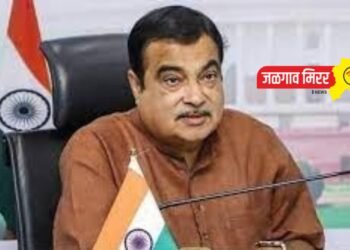 टोकरे कोळी समाज प्रमाणपत्र मिळण्याबाबत गडकरींना निवेदन