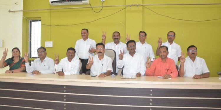 ग.स.त आधी दांगडो मग यांना मिळाली सत्ता