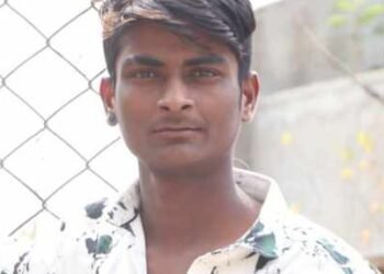 जळगावात दगडाने ठेचून तरुणाचा खून