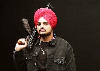 प्रसिद्ध गायक सिद्धू मुसे वाला यांची गोळ्या झाडून हत्या