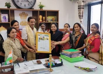 रुकमैय्या मीणा यांचा महिला शक्ति मंडळातर्फे सत्कार