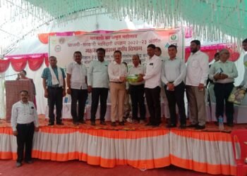 शेतकऱ्यांनी आर्थिक संपन्नतेसाठी मोसंबी पिकाकडे वळावे – आ.महाजन