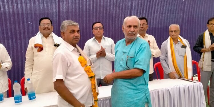 पीक संरक्षण सोसायटी चेअरमनपदी संजय गोतमारे