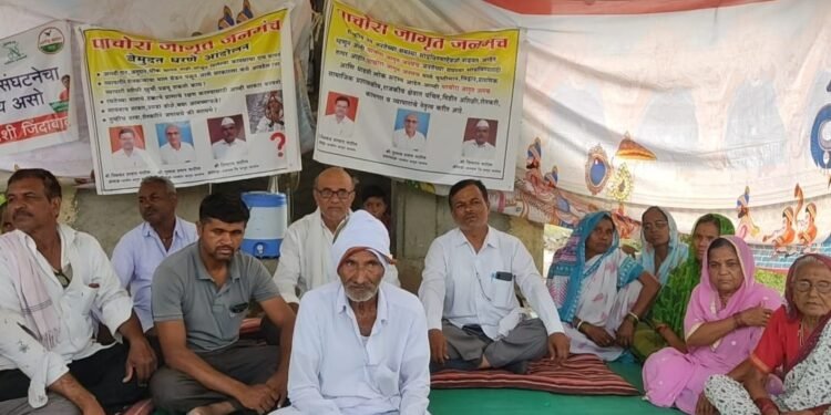 फसवणूक झालेल्या शेतकऱ्यांचे उपोषण सुटता सुटेना