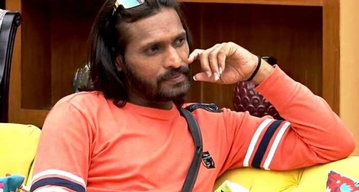 “आज बाळासाहेब ठाकरे असते तर एकनाथ शिंदेंच्या कानाखाली जाळ काढला असता”