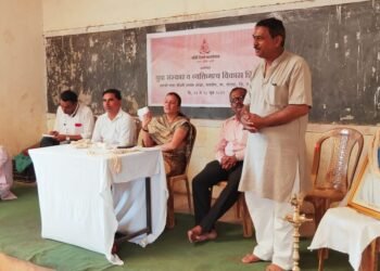 सत्रासेन आश्रमशाळेत व्यक्तीमत्व विकास शिबीर उत्साहात