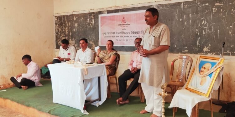 सत्रासेन आश्रमशाळेत व्यक्तीमत्व विकास शिबीर उत्साहात