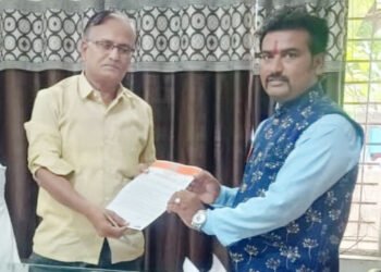 शिक्षण विभाग अधिकारी बडतर्फ करा ; मनसेच्या तालुकाध्यक्षांची मागणी