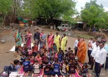 आजीने केला चिमुकलीचा वाढदिवस अनोख्या पद्धतीने साजरा