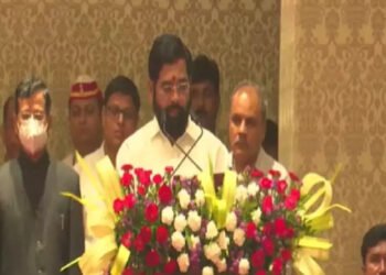 मी एकनाथ संभाजी शिंदे शपथ घेतो की…