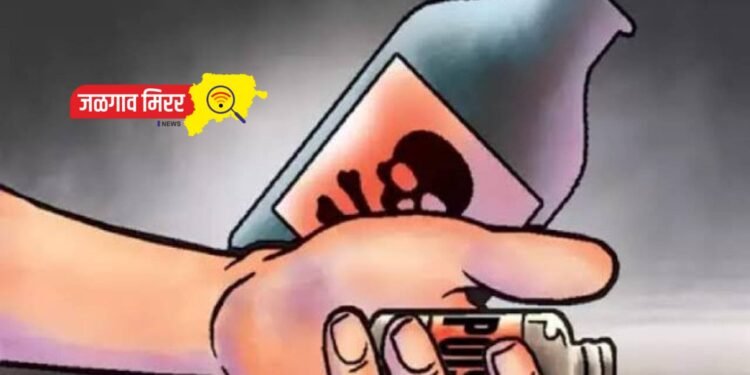 बलात्काराच्या गुन्ह्याचा दम ; तरुणाची आत्महत्या