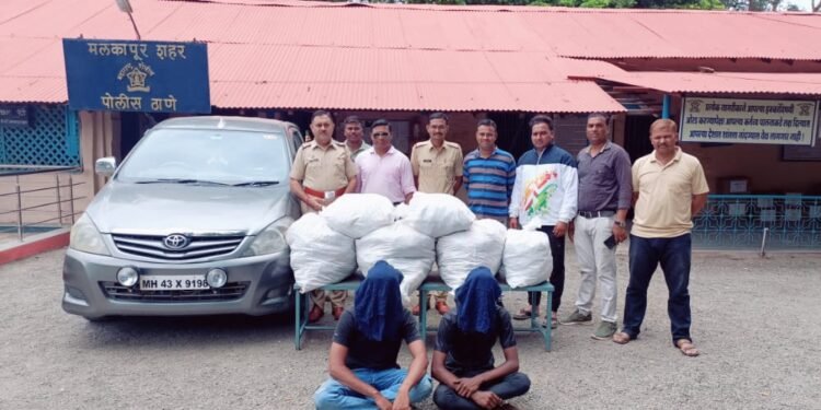 लाखोंचा अवैधरित्या गुटखा वाहतूक करणाऱ्या दोन संशयितांना अटक