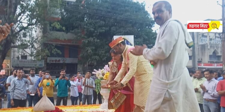 नेहरू चौक मित्र मंडळतर्फे “जळगावच्या राजा”चे पाटपूजन उत्साहात