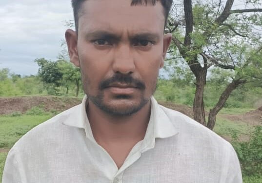 तरुणाचा गळा दाबून खून प्रकरणी ; एकास अटक