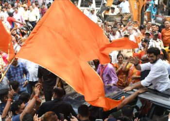 आदित्य ठाकरे आक्रमक ; उद्यापासून ‘निष्ठा यात्रा’