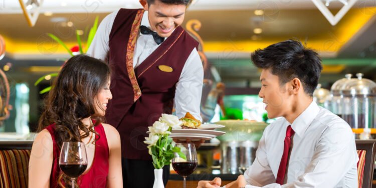 सरकारचा मोठा निर्णय : आता कुठल्याही हॉटेल, रेस्टॉरंटच्या बिलात हे चार्ज लागणार नाही