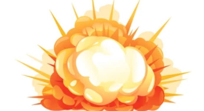 बापरे..! अल्पवयीन मुलाने बनवला बॉम्ब ; कुरियरमधील पार्सल टायमरने उडविले