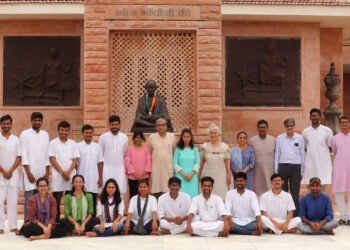 गांधी रिसर्च फाऊंडेशनचा अभ्यासक्रम समाजाशी समरस करणारा : डॉ. सुदर्शन अय्यंगार