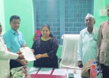 आरोग्य केंद्रातील रिक्त पदे न भरल्यास टाळे ठोकू