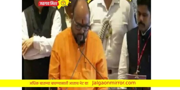 सर्वात मोठी बातमी : आमदार गुलाबराव पाटील यांनी घेतली मंत्रीपदाची शपथ !