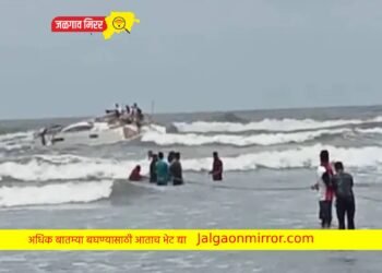 राज्यात आढळल्या दोन संशयास्पद बोटी ; AK-47 रायफल्स सापडल्यानं खळबळ !