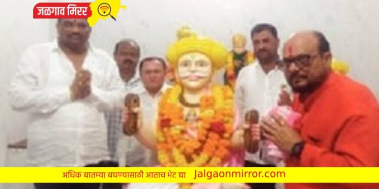 जळगाव ग्रामीणचे तिनही गुलाबराव एकाच व्यासपीठावर…
