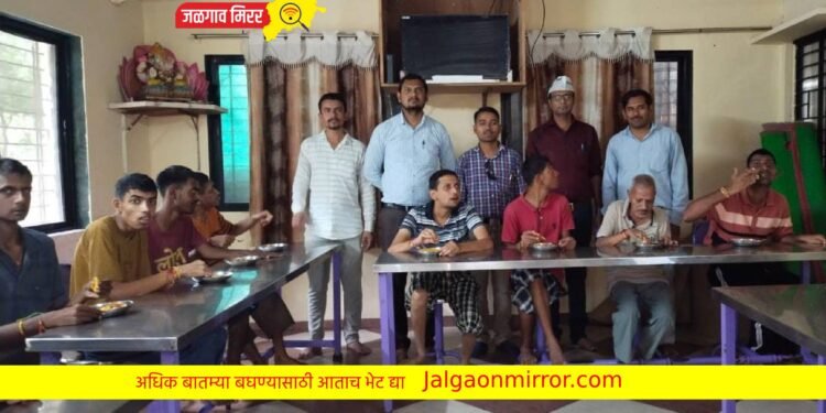 मुख्यमंत्री दिल्लीचे वाढदिवस जळगावात साजरा