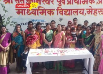 राखी प्रात्यक्षिक कार्यशाळेत पालकांचा उत्स्फूर्त सहभाग