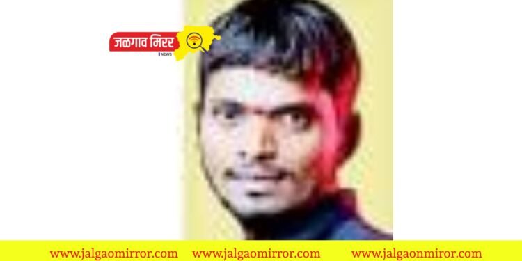 वडिलांचे दोन वर्षाआधी निधन तर २० वर्षीय तरुणाने घेतला गळफास