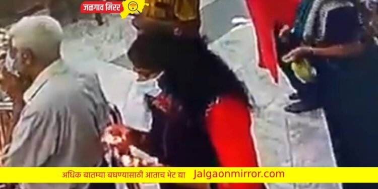सावधान : देवाजवळ दिवा लावताना छोटीशी चूक बेतू शकते जीवावर ; Video व्हायरल