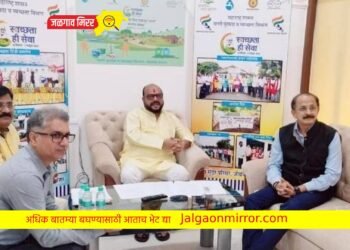 सरपंचांनी स्वच्छतेला प्राधान्य देण्याची गरज ! – पाणीपुरवठा व स्वच्छता मंत्री गुलाबराव पाटील यांचे प्रतिपादन