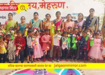 विद्यार्थ्यांनी घेतली शपथ, विधायक पर्यायाचा करणार स्वीकार