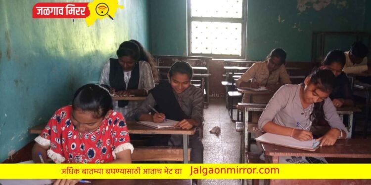 आद्यकवी महर्षी वाल्मिकऋषी जयंतीनिमित निबंध स्पर्धा उत्साहात