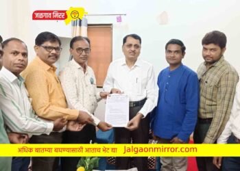 विविध मागणीसाठी अनुजाती जमातीच्या आयोगास कास्ट्राईब शिष्टमंडळाचे निवेदन