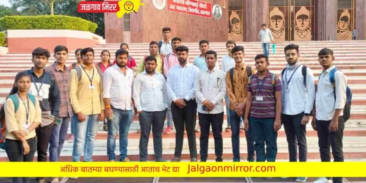 युवासेनातर्फे कुलगुरू डॉ. माहेश्वरी यांना निवेदन