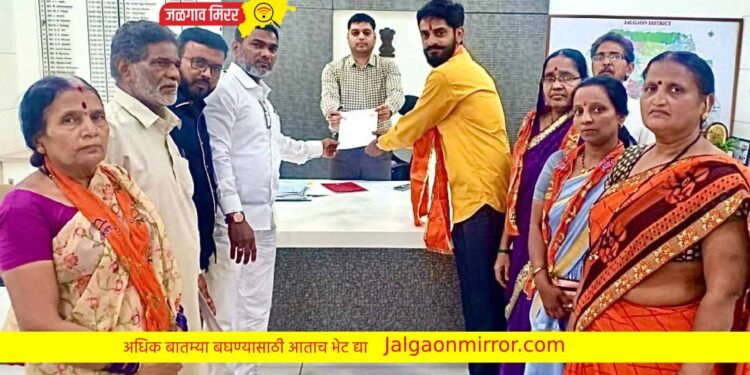 जिल्हाधिकारी कार्यालयाबाहेर शिवाजी नगरवासियांचे आंदोलन