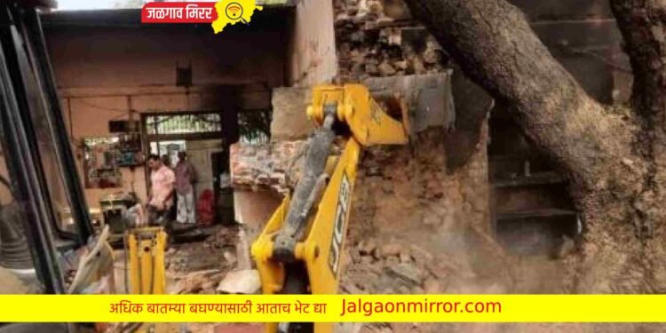 अमळनेरात ‘त्या’ अतिक्रमणावर पालिकेचा हातोडा !