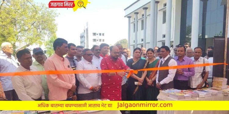 वाचनामुळे विचारांची निर्मिती – पालकमंत्री गुलाबराव पाटील