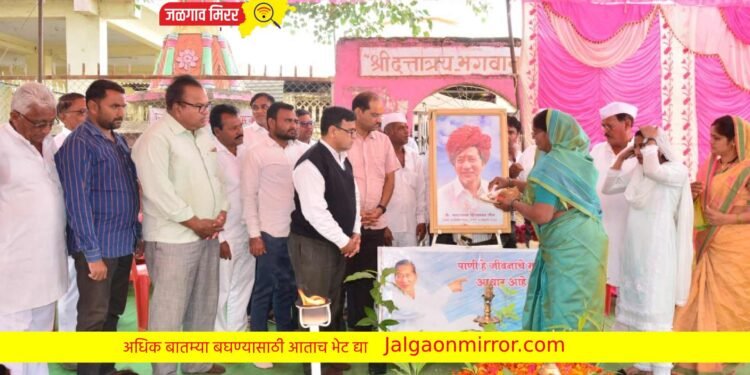 वृक्षदिंडीद्वारे अनुभवला वाकोदकरांनी भूमिपुत्राचा जन्मसोहळा