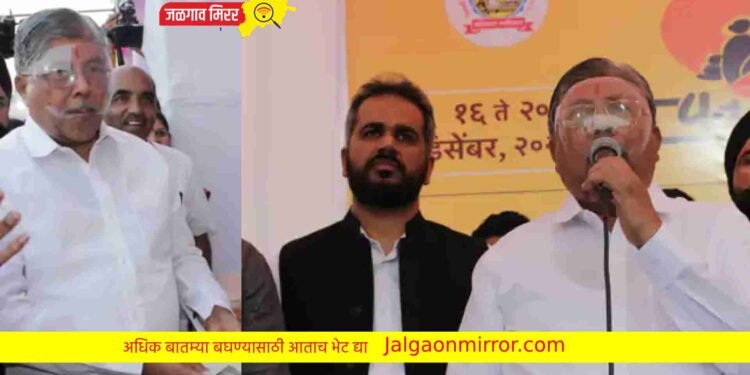 मंत्र्यांनी घेतला धसका : तोंडला केले पारदर्शक मास्क परिधान !